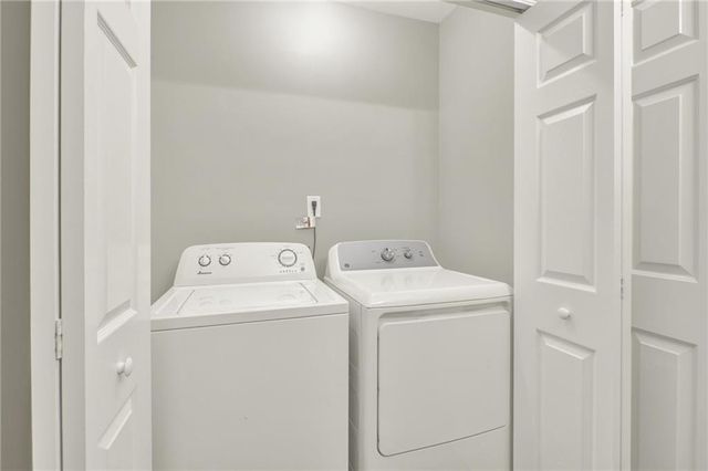 935 Lenox Hill NE Court, Atlanta, GA 30324