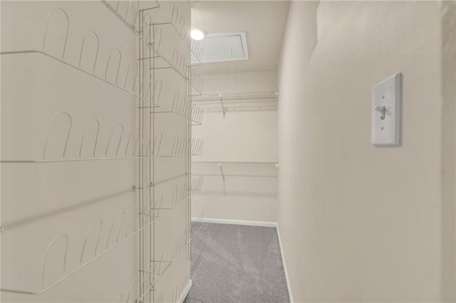 935 Lenox Hill NE Court, Atlanta, GA 30324