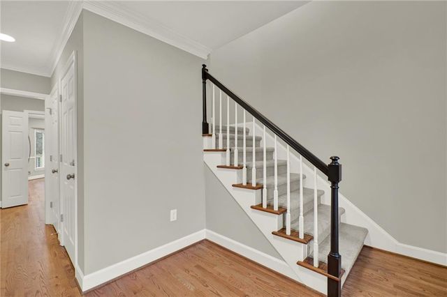 935 Lenox Hill NE Court, Atlanta, GA 30324