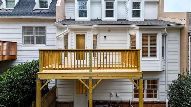 935 Lenox Hill NE Court, Atlanta, GA 30324