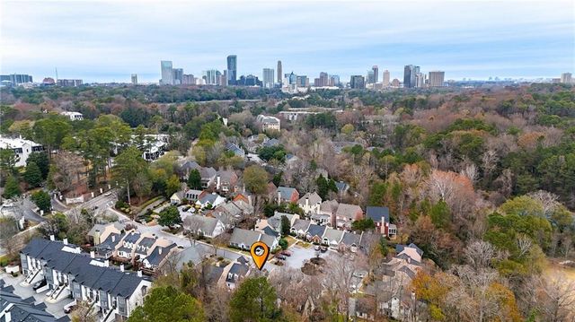 935 Lenox Hill NE Court, Atlanta, GA 30324