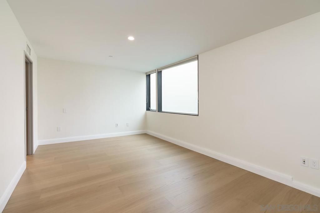 Image 25 of property listing at 419 Ravina Street, La Jolla, CA 92037