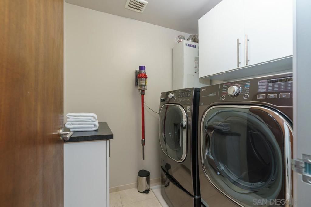 Image 28 of property listing at 419 Ravina Street, La Jolla, CA 92037