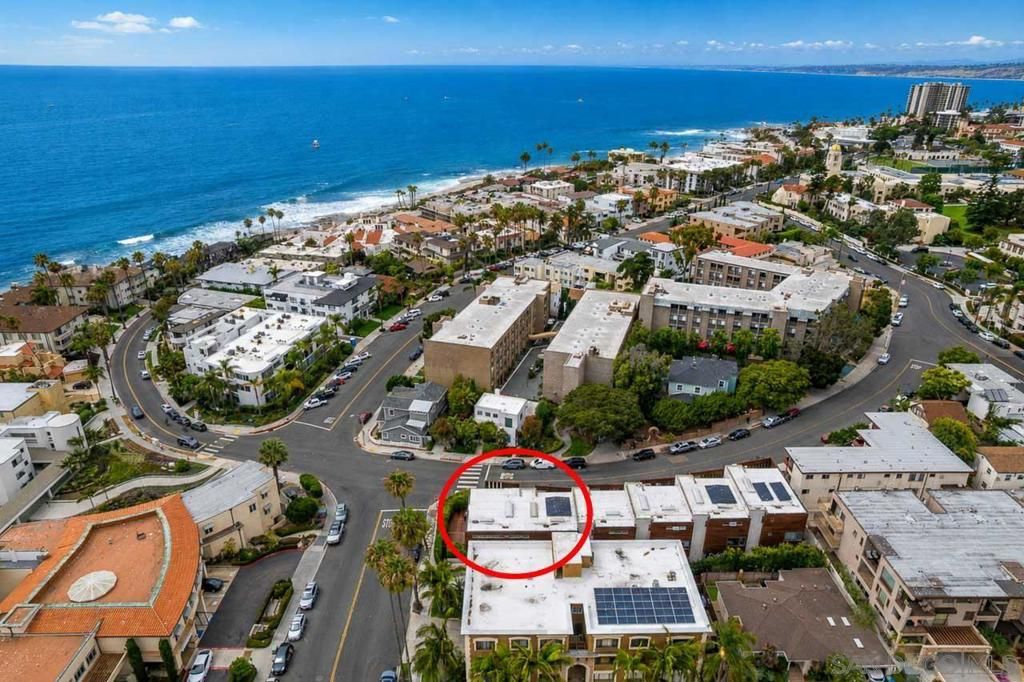 Image 36 of property listing at 419 Ravina Street, La Jolla, CA 92037