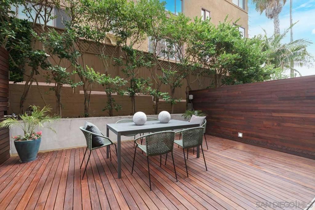 Image 8 of property listing at 419 Ravina Street, La Jolla, CA 92037