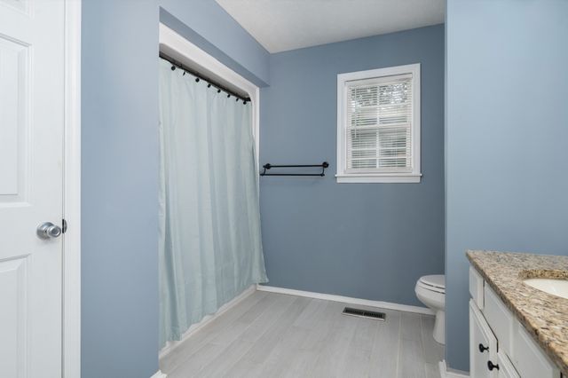 115 Pin Oaks Ln, Hohenwald, TN 38462