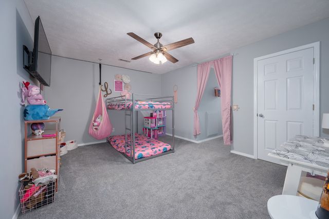 115 Pin Oaks Ln, Hohenwald, TN 38462