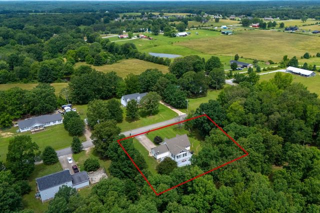 115 Pin Oaks Ln, Hohenwald, TN 38462