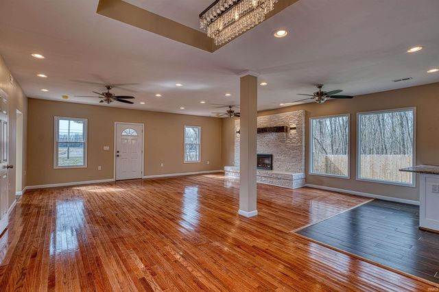 4505 Broadway Avenue, Evansville, IN 47712