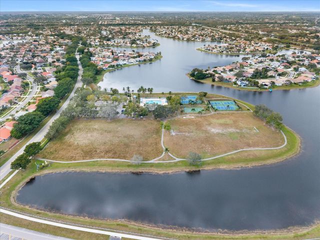7669 Cedar Hurst Court, Lake Worth, FL 33467