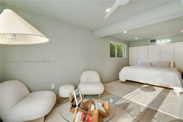7501 W Adventure Ave, North Bay Village, FL 33141