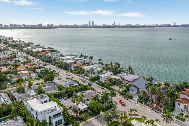 7501 W Adventure Ave, North Bay Village, FL 33141