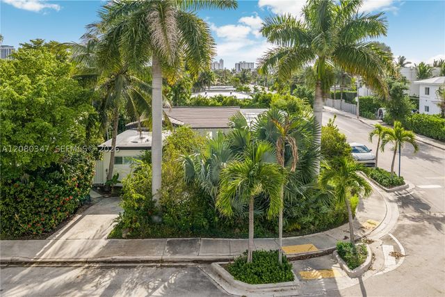 7501 W Adventure Ave, North Bay Village, FL 33141