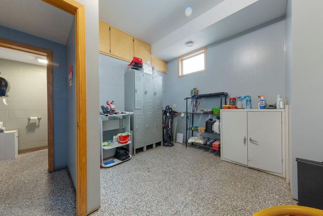 2108 8th Avenue NW, Faribault, MN 55021