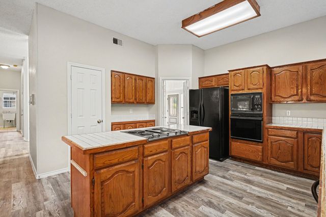8017 Arlie Lane, North Richland Hills, TX 76182
