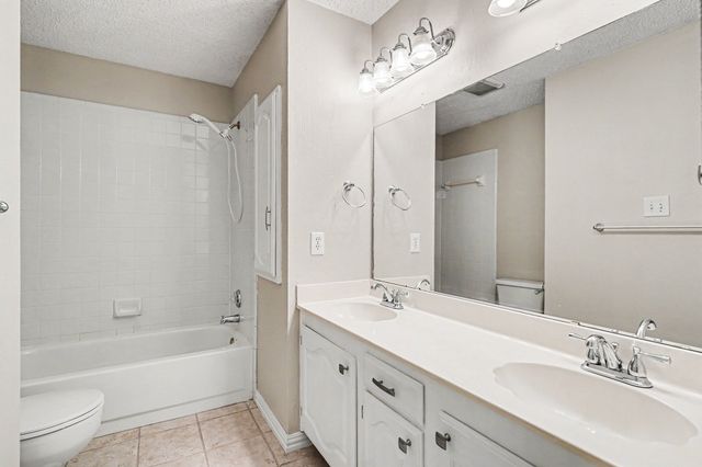 8017 Arlie Lane, North Richland Hills, TX 76182