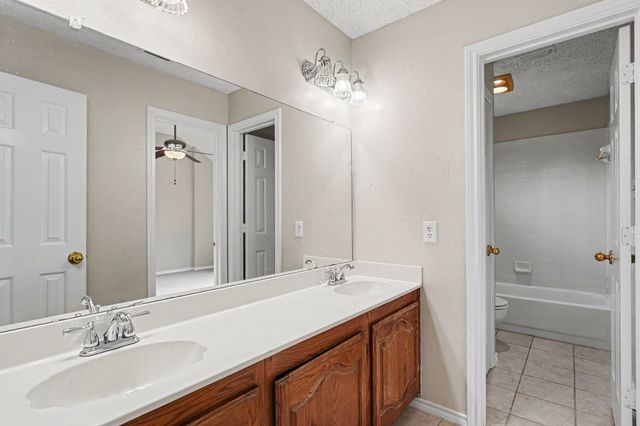 8017 Arlie Lane, North Richland Hills, TX 76182