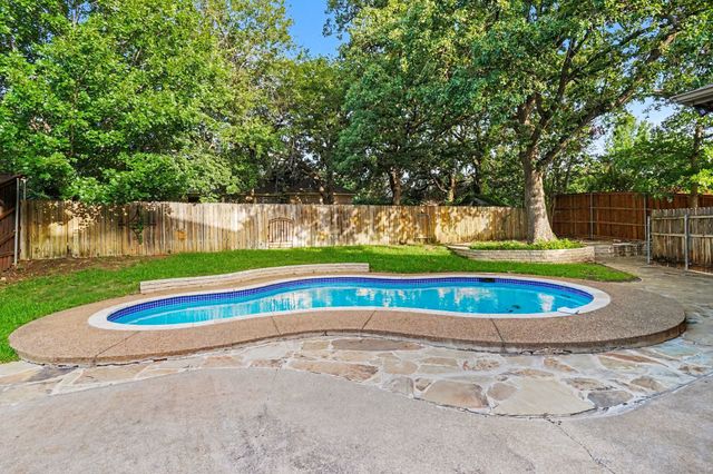 8017 Arlie Lane, North Richland Hills, TX 76182