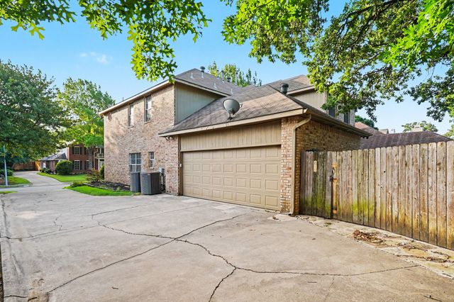 8017 Arlie Lane, North Richland Hills, TX 76182