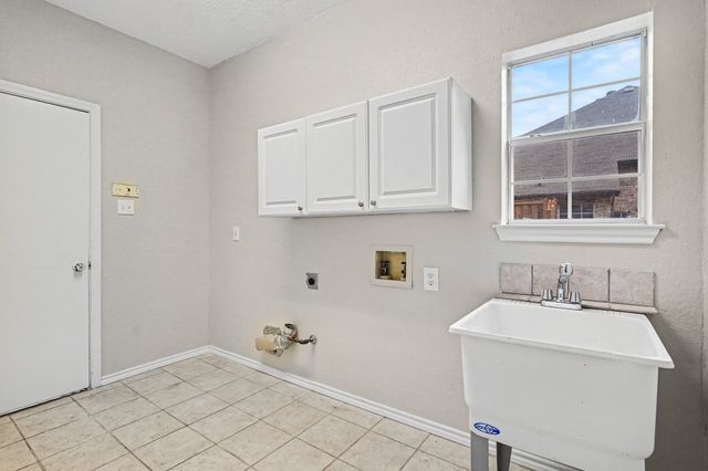 8017 Arlie Lane, North Richland Hills, TX 76182