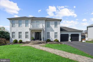 22 FAIRWAY COURT, Quakertown, PA 18951