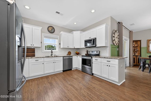 131 NE 15th Street, Oak Island, NC 28465