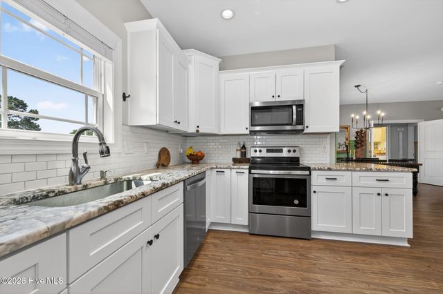131 NE 15th Street, Oak Island, NC 28465