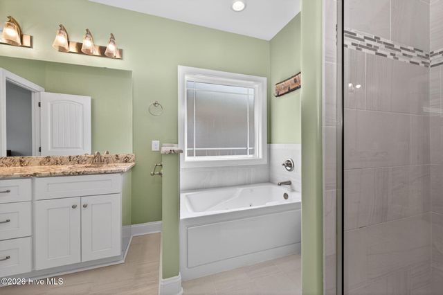 131 NE 15th Street, Oak Island, NC 28465