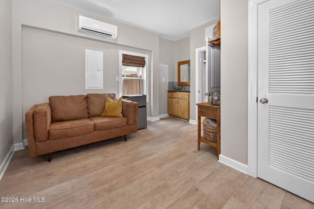 131 NE 15th Street, Oak Island, NC 28465