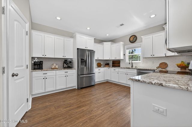 131 NE 15th Street, Oak Island, NC 28465