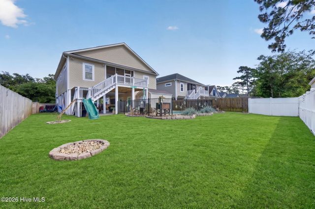 131 NE 15th Street, Oak Island, NC 28465