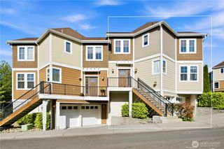 13356 NE 134th Place #9, Kirkland, WA 98034