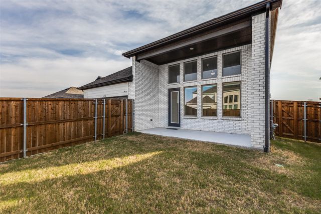 252 Golden Run Drive, Fate, TX 75189