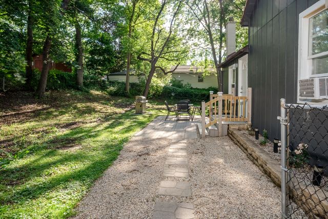 36 Hillcrest Avenue, Fox Lake, IL 60020