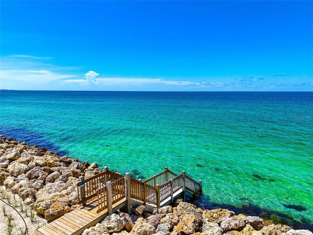 7233 PINE NEEDLE ROAD, Sarasota, FL 34242