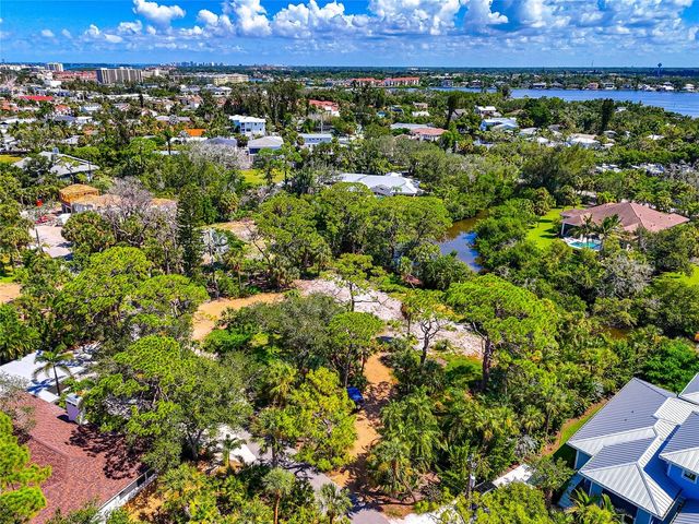 7233 PINE NEEDLE ROAD, Sarasota, FL 34242