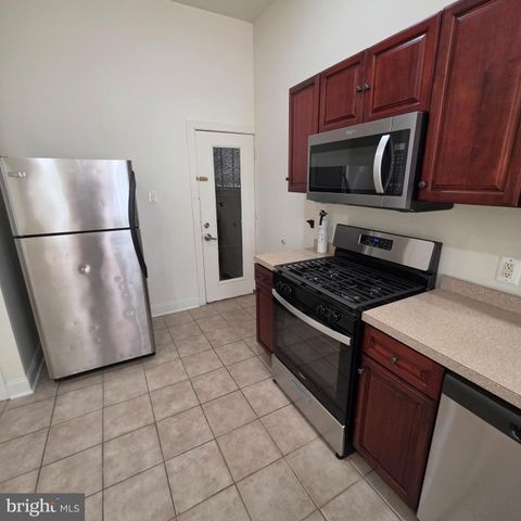 1951 N GRATZ ST, Philadelphia, PA 19121