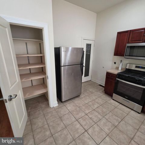 1951 N GRATZ ST, Philadelphia, PA 19121
