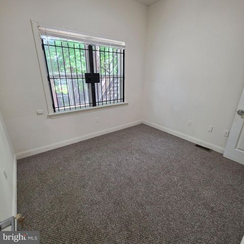 1951 N GRATZ ST, Philadelphia, PA 19121