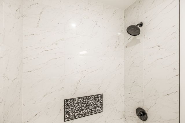 21 Vaughns Gap Rd Apt 55, Nashville, TN 37205