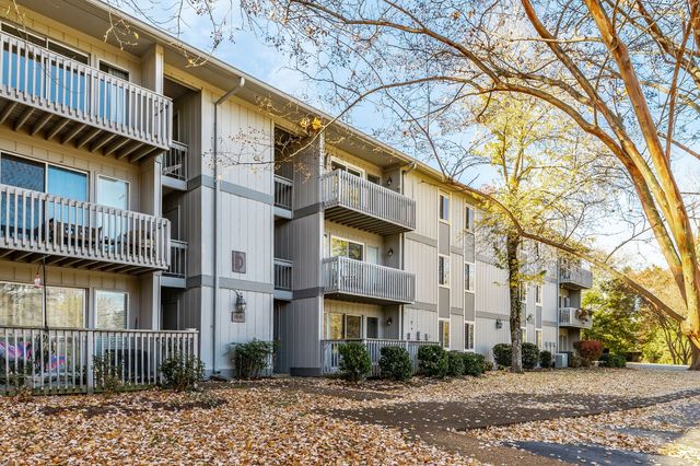 21 Vaughns Gap Rd Apt 55, Nashville, TN 37205