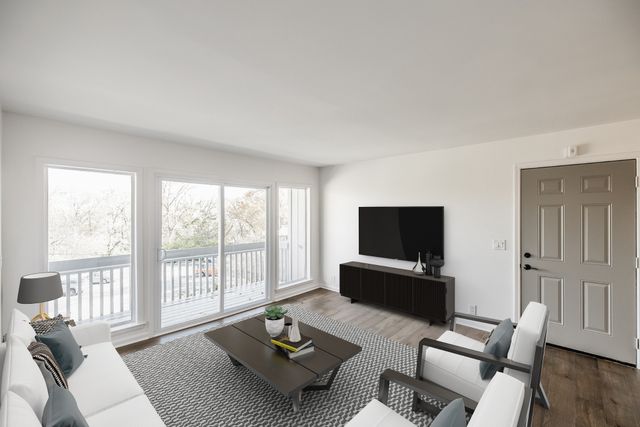 21 Vaughns Gap Rd Apt 55, Nashville, TN 37205