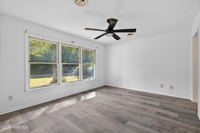 105 Riverbend Road, Jacksonville, NC 28540
