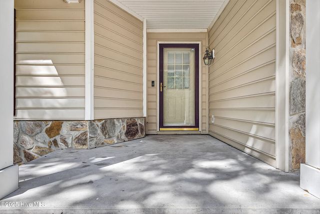 105 Riverbend Road, Jacksonville, NC 28540