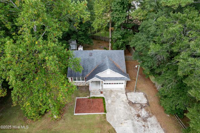 105 Riverbend Road, Jacksonville, NC 28540