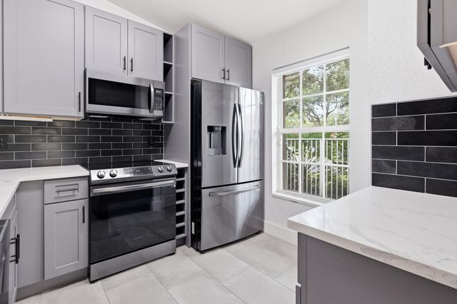 3990 NW 91ST Terrace, Sunrise, FL 33351