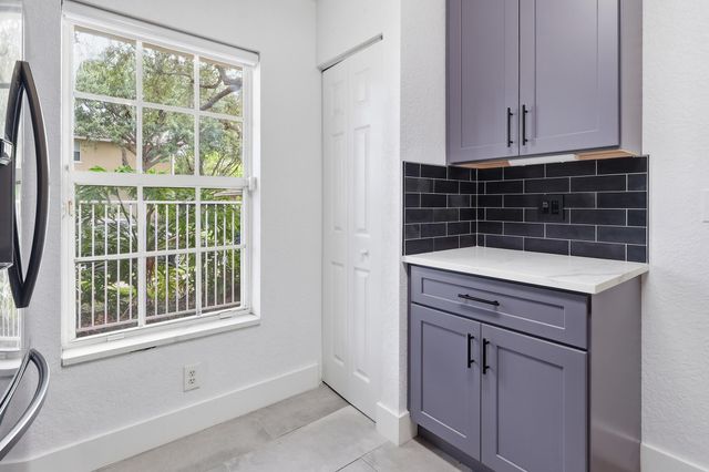 3990 NW 91ST Terrace, Sunrise, FL 33351