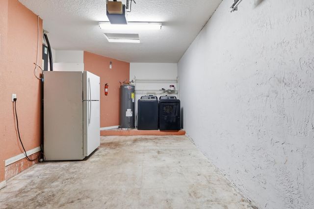 3990 NW 91ST Terrace, Sunrise, FL 33351