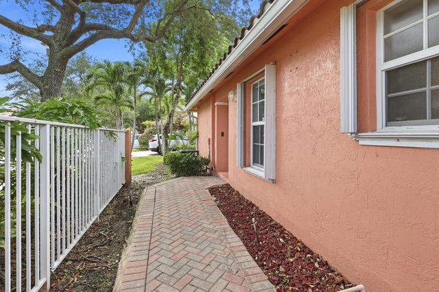 3990 NW 91ST Terrace, Sunrise, FL 33351