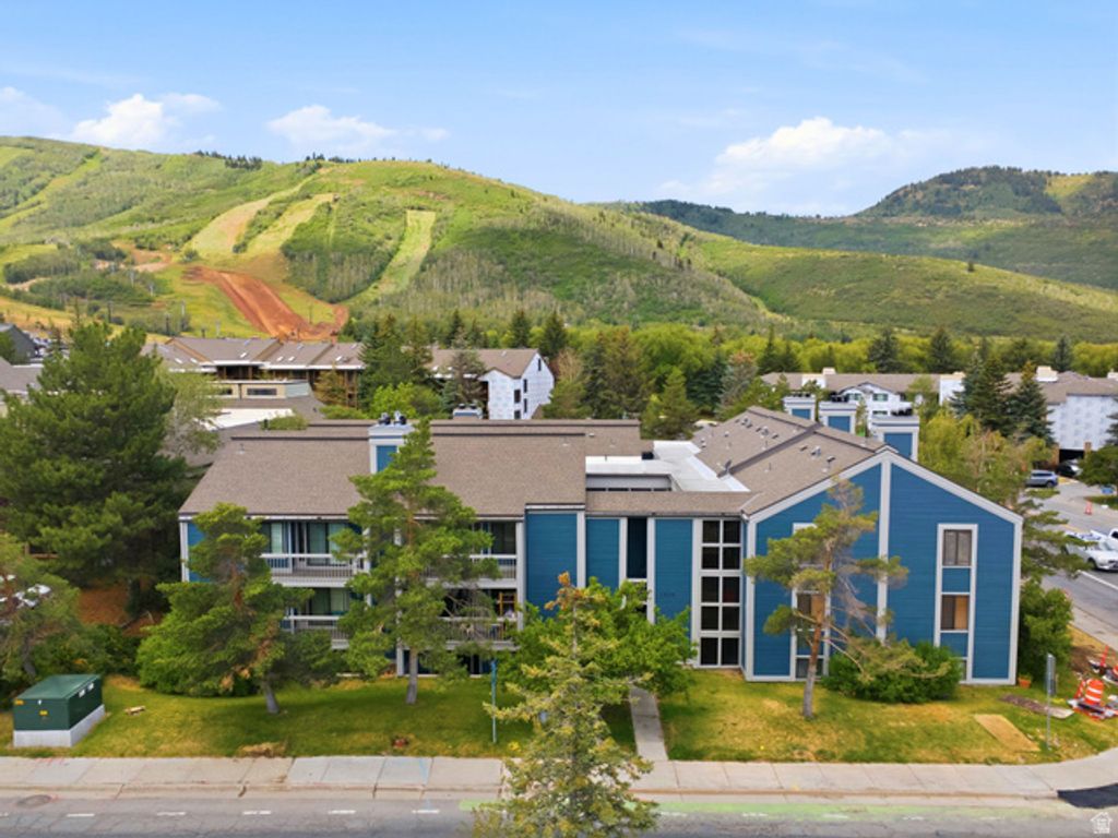 1525 PARK AVE #206, Park City, UT 84060 — exterior